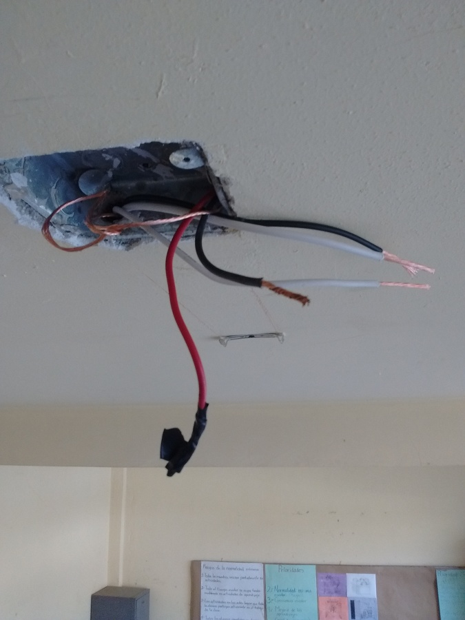 Cableado nuevo en registro eléctrico para lampara