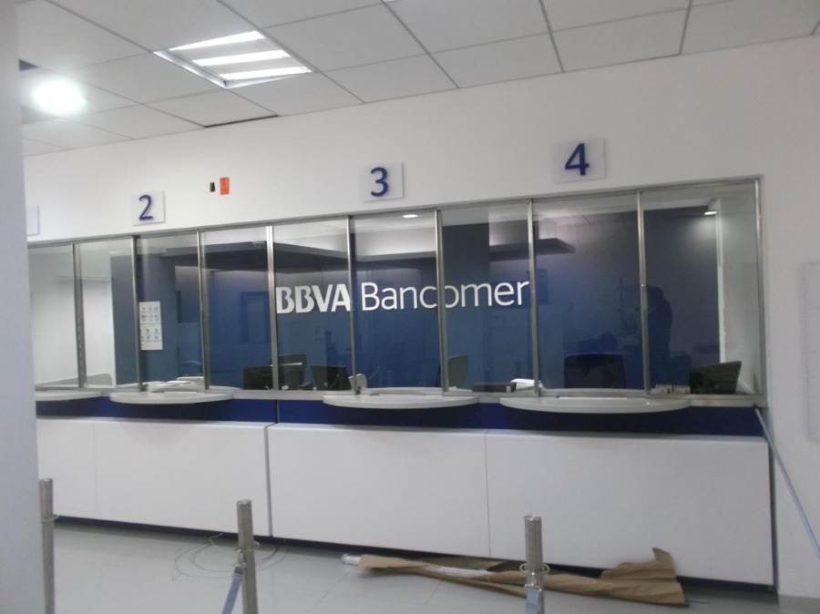 Cajas, Panel suspendido Armstrong, barra de cajas