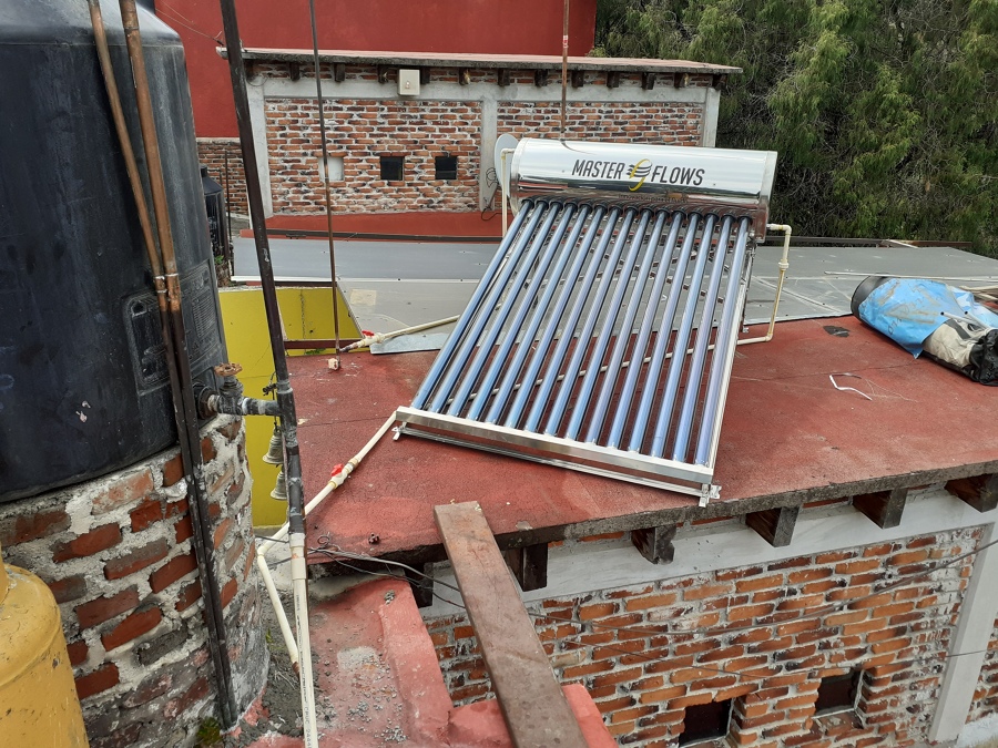 Calentador solar de 180 lts para 5 personas