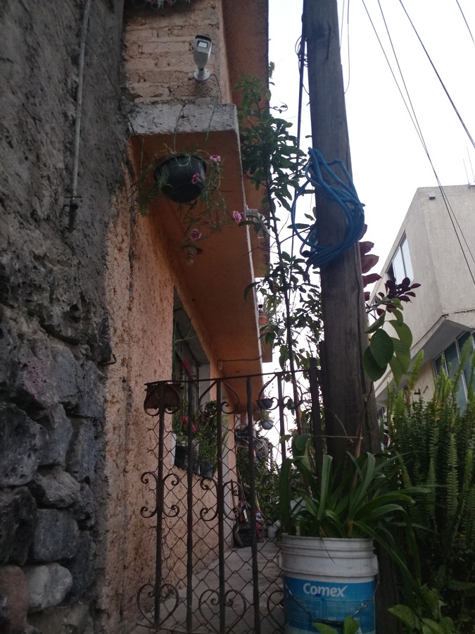 Camara Bullet Hilook 1 Mpx Varifocal