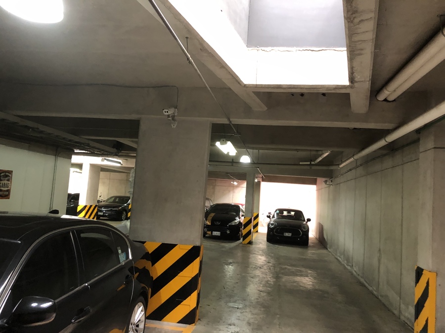 Cámara estacionamiento