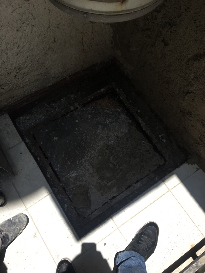 Cambio de tapa de herrería de cisterna