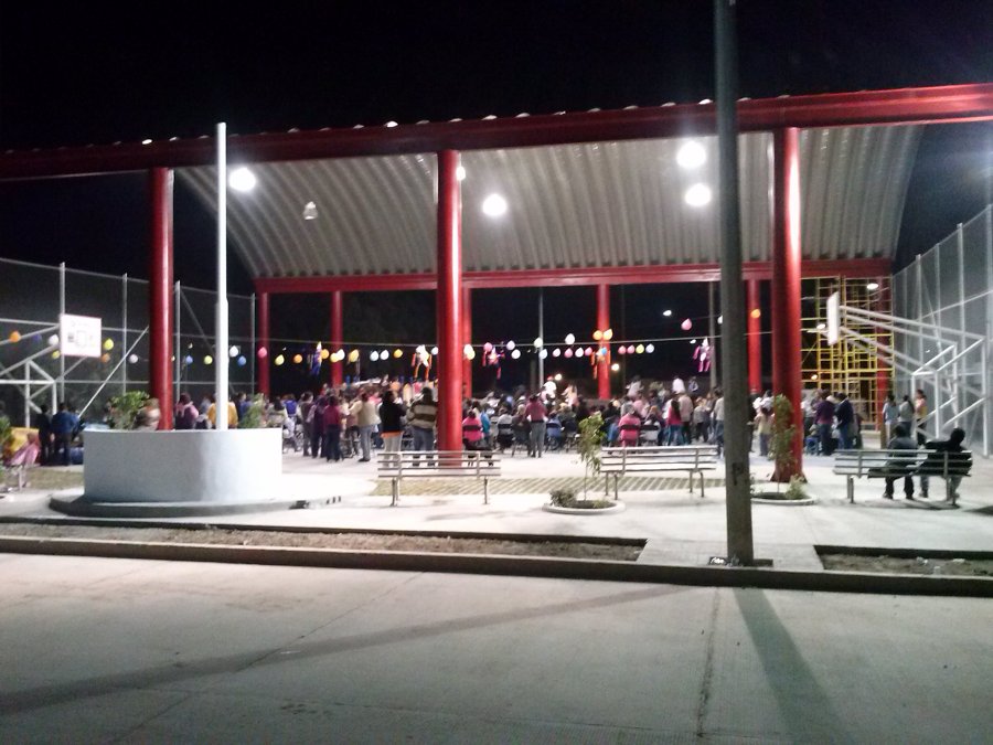 Cancha deportiva comunitaria
