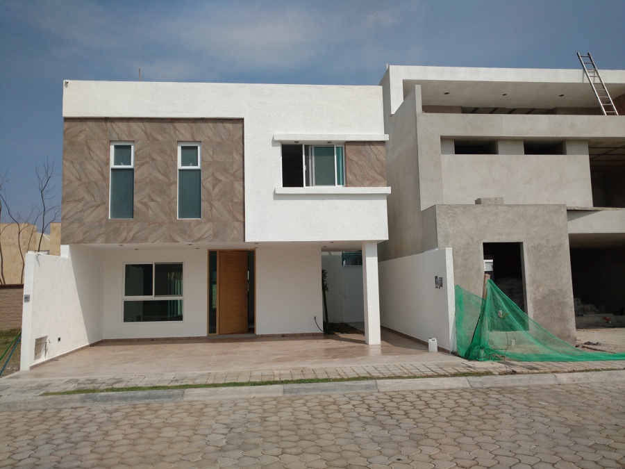 Casa Construida en Parque Queretaro Lomas de Angelopolis | Ideas
