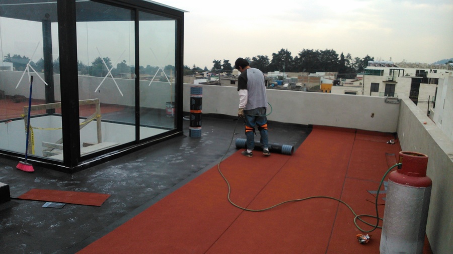 CASA NIVEL MAYOR EL YAKI.