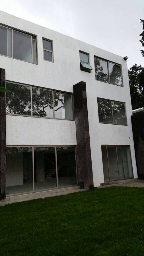 CASA NIVEL RESIDENCIAL ALTO