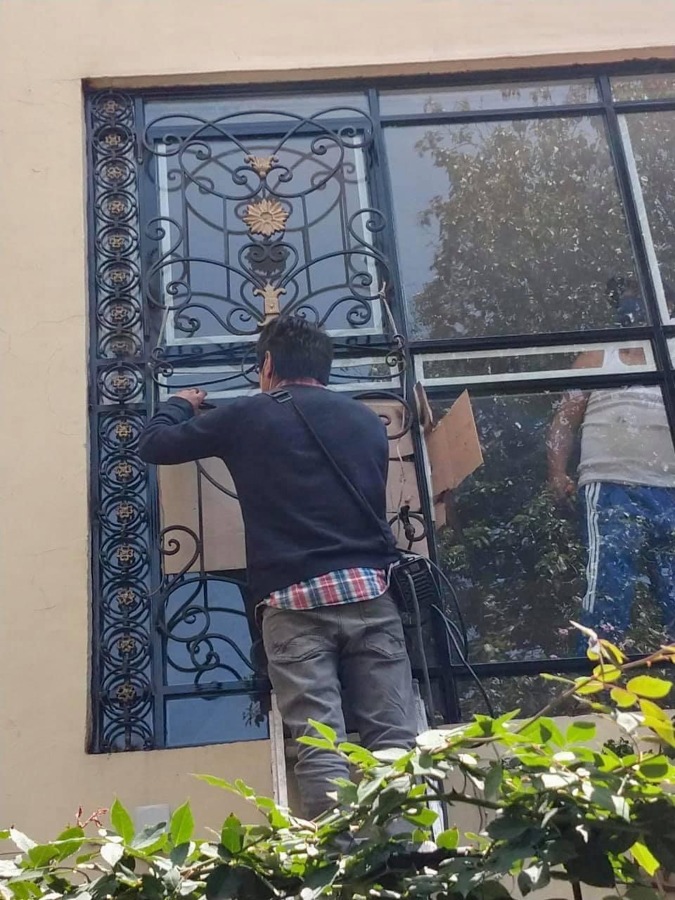 Colocación de protección de herrería