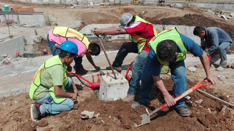 Colocando dado de poste.