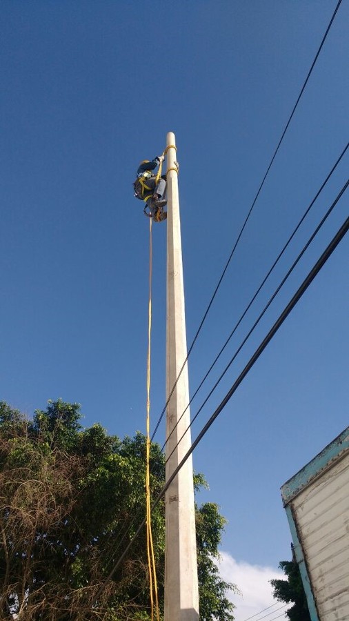 Construcción de Acometida | Media Tensión.