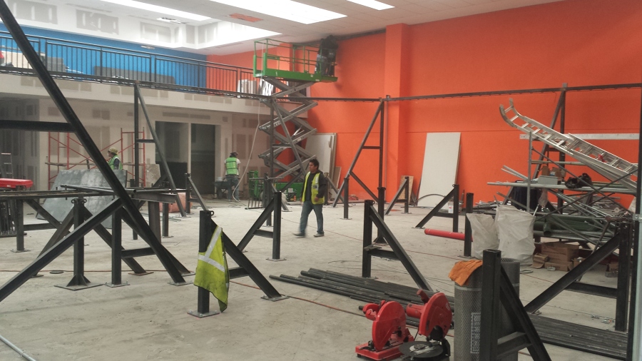 Construcción de cancha de trampolines