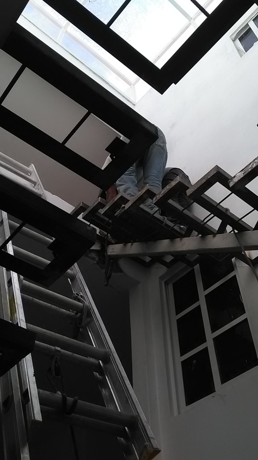 CONSTRUCCIÓN DE ESCALERAS