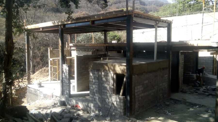 Construccion en zona Esmeralda