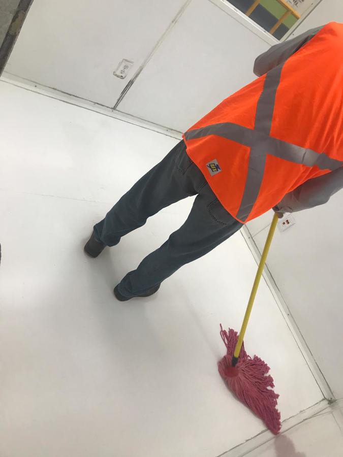 DANDOLE TERMINADO AL PULIDO