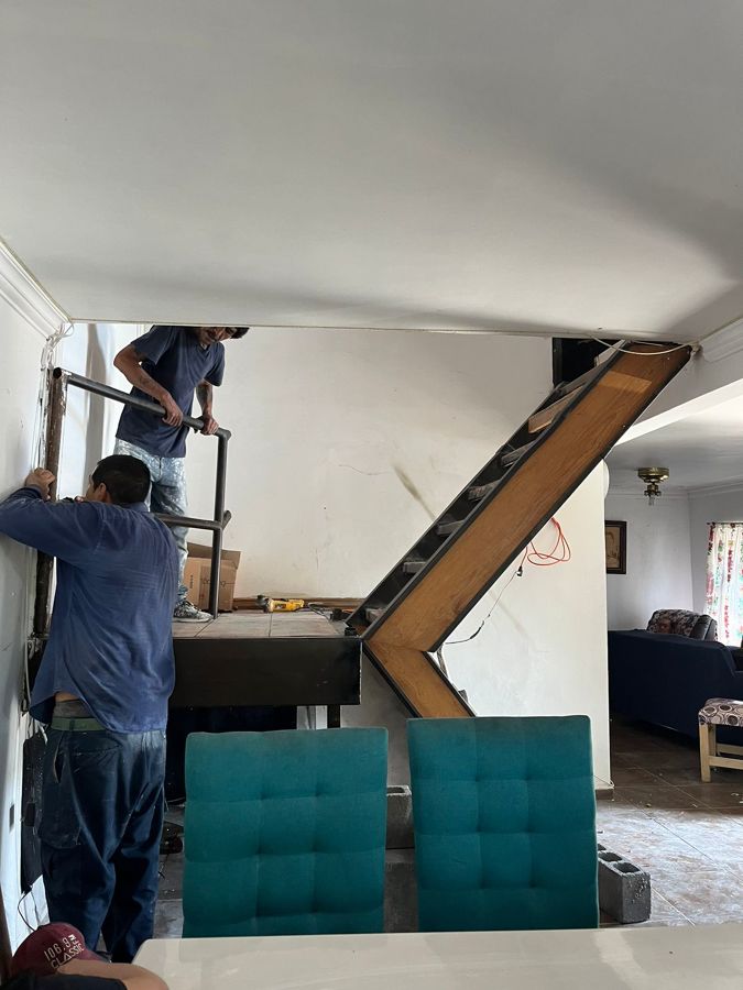 Demolición de escalera