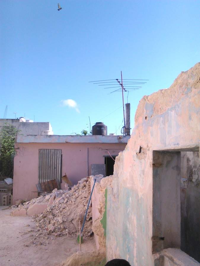 Demolicion de muros de amposteria