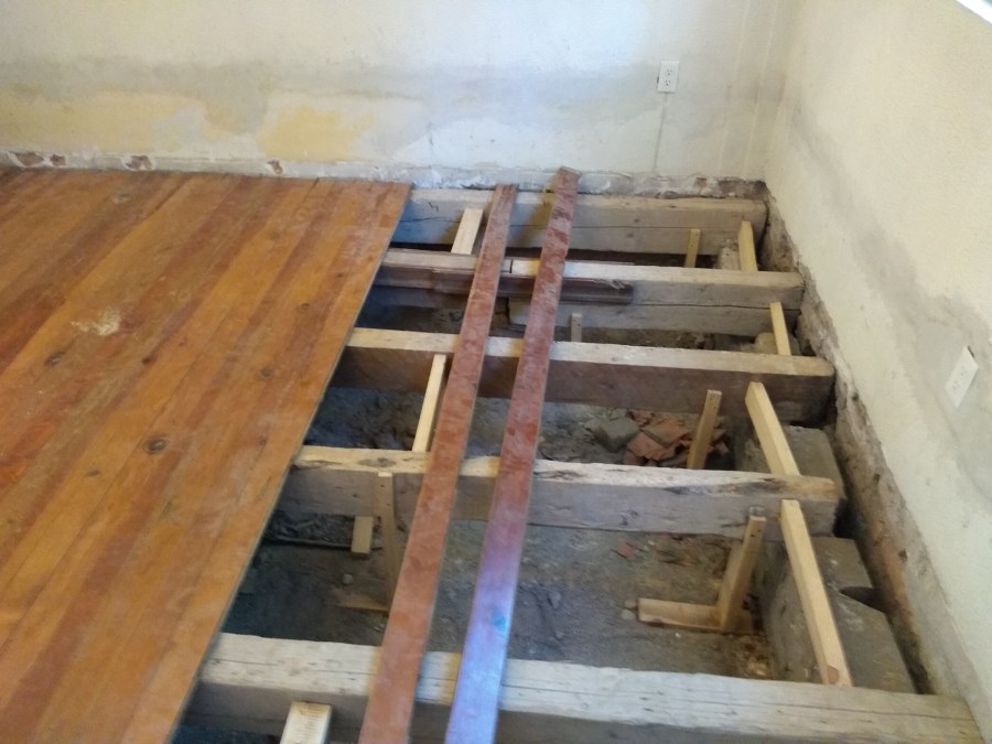 Desmontado de duela para renivelacion y colocación de duela