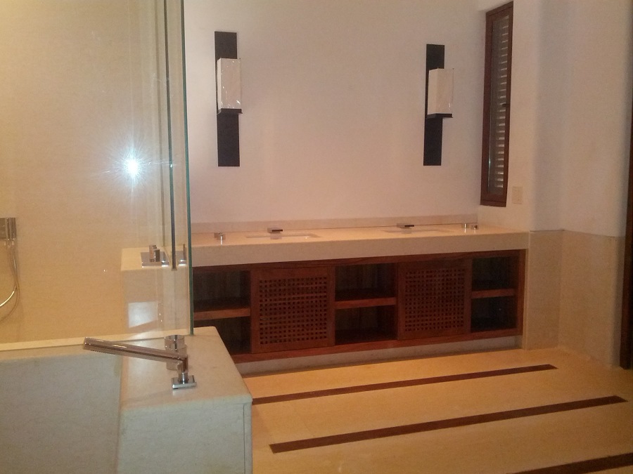 detalles delicados en interior de baño