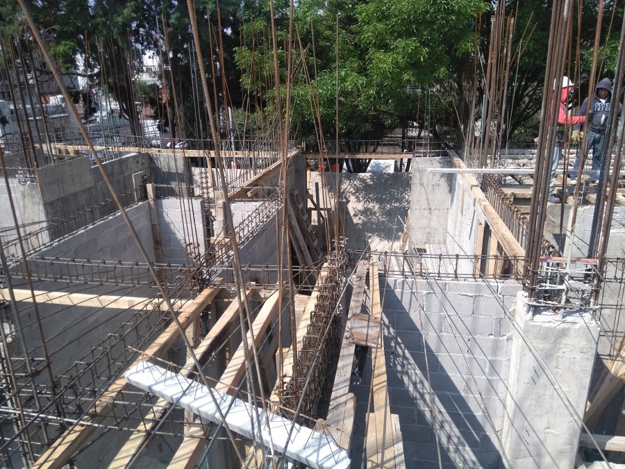 DIVICIONES DE MUROS CON BLOK PARA RECAMARAS CONDIVICION DE TRABES DE 20X8