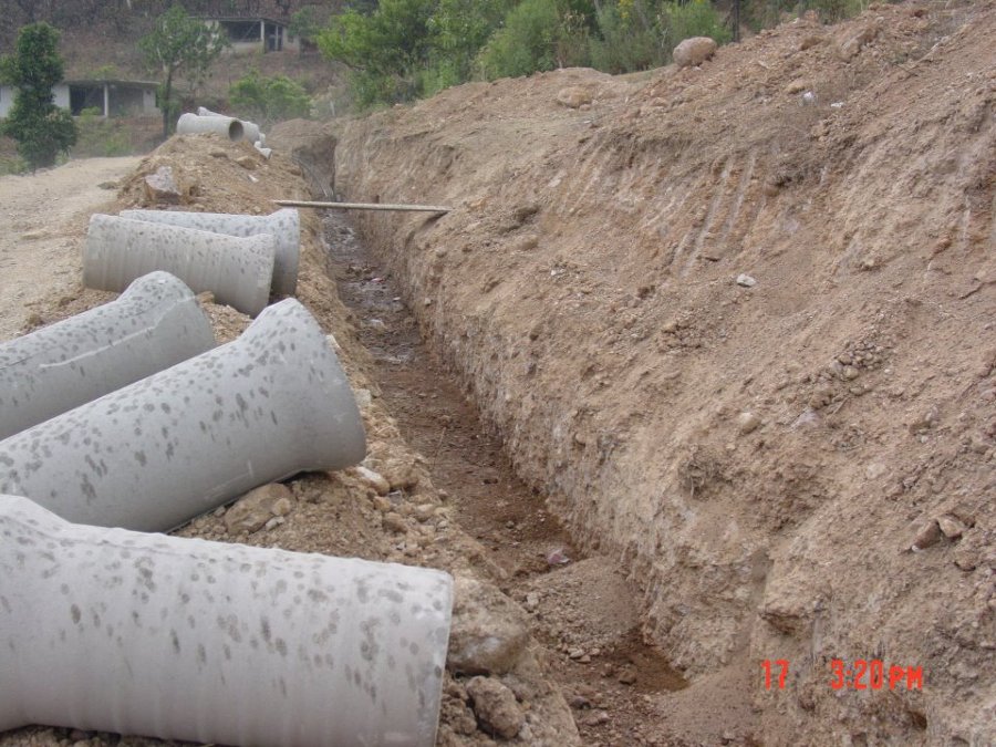 Drenajes sanitarios, pluviales o combinados