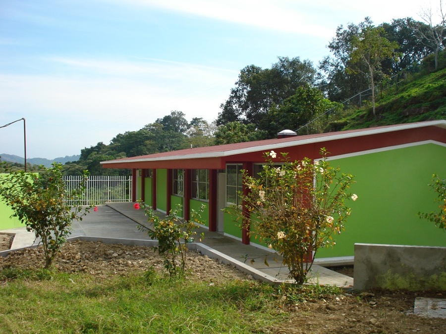 EDIFICIO ESCOLAR EN CHICONTEPEC