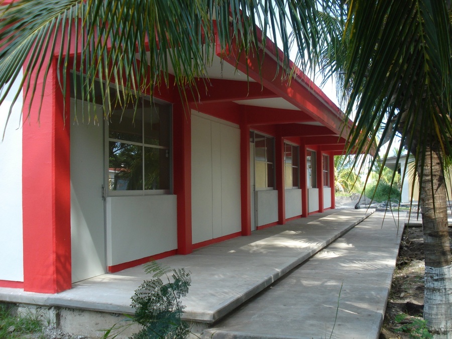 EDIFICIO ESCOLAR EN URSULO GALVAN