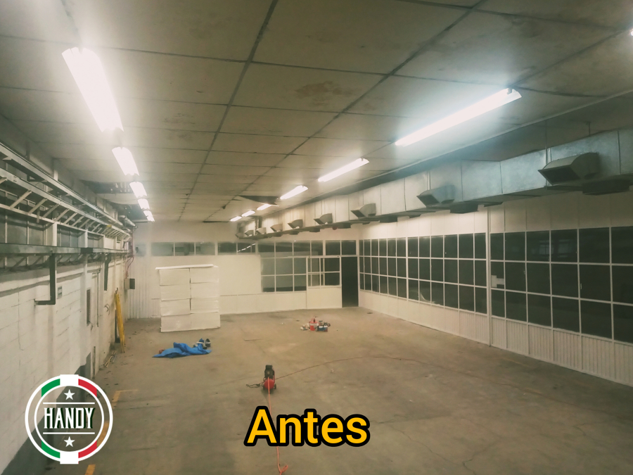 El comienzó.