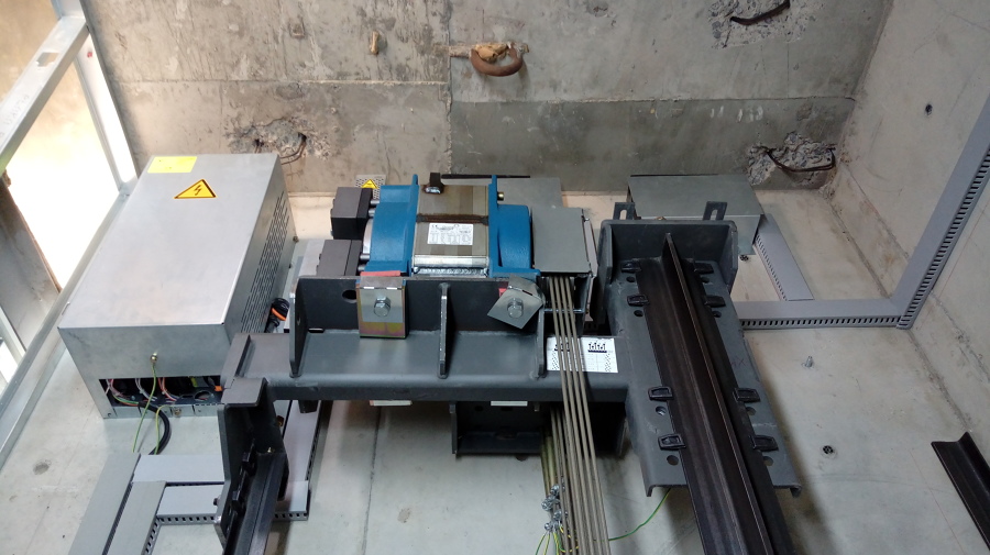 elevador sin cuarto de maquinas.