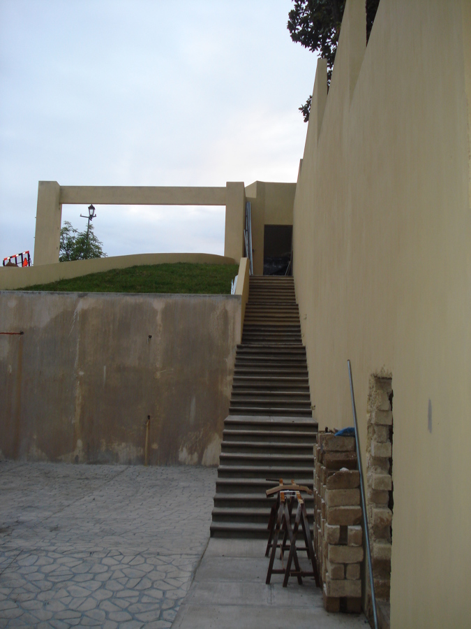 Entrada a Pie desde Fachada a Calle