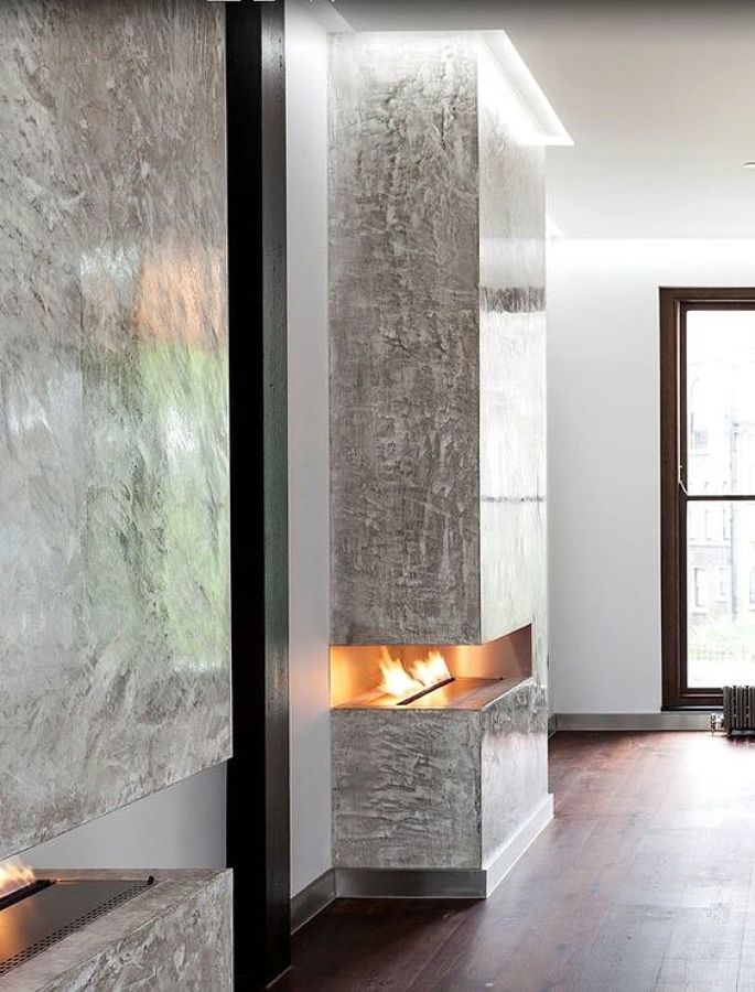 Estuco veneciano o venetian plaster.