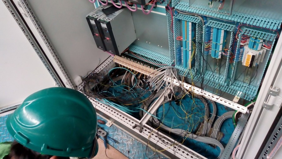 EXPERTOS EN CONTROL ELÉCTRICO