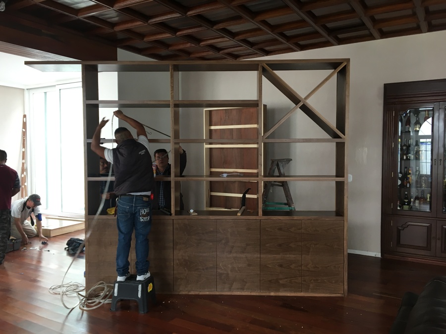 Fabricación de mueble para bar