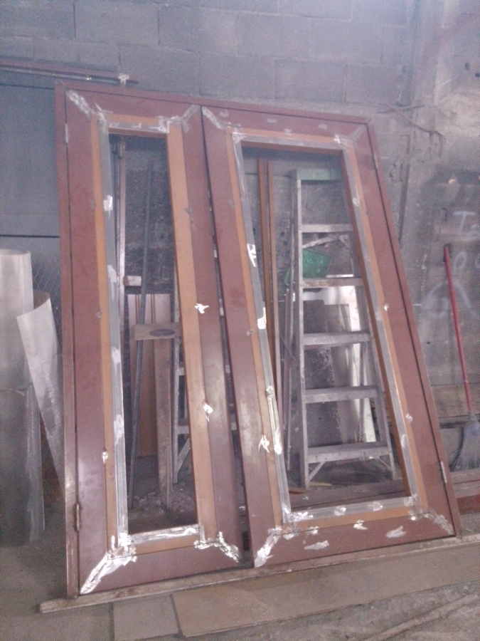 Fabricación de puerta