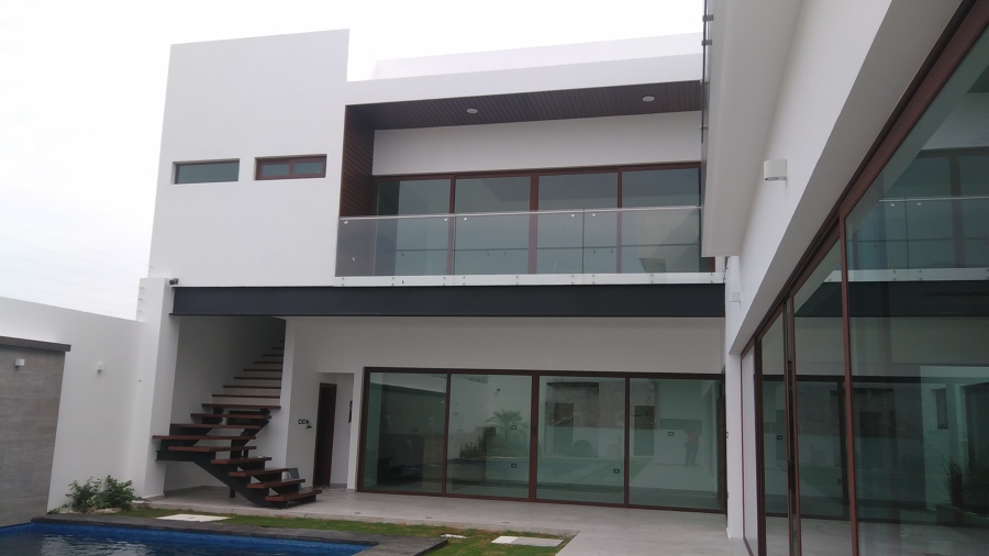 FACHADA POSTERIOR
