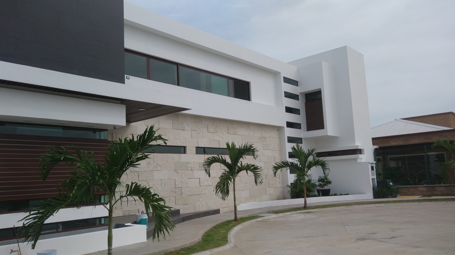 FACHADA PRINCIPAL