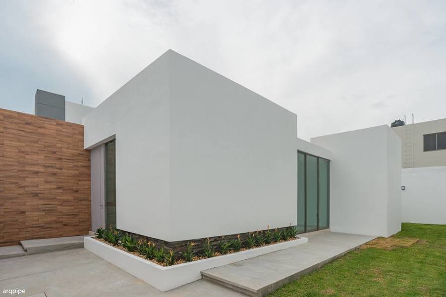 Fachada Principal - Lateral