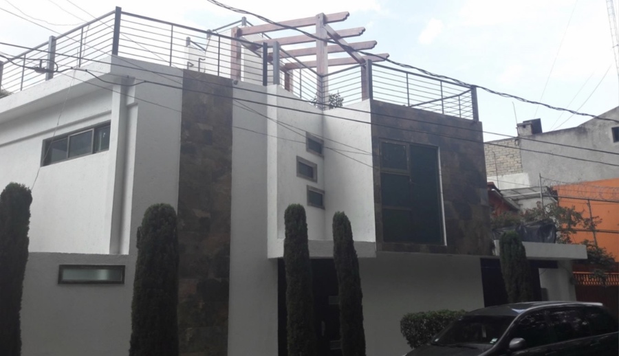 Fachada principal remodelada