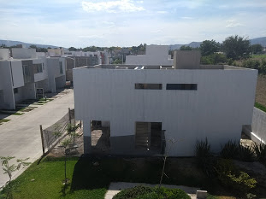 Fondo en fachada lateral