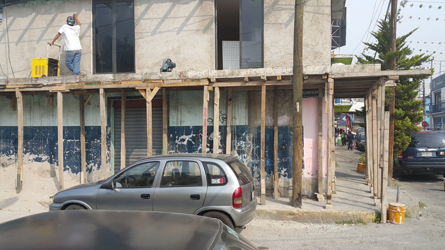 foto de fachda lateral mostrando la cimbra dela marquecina que se colo