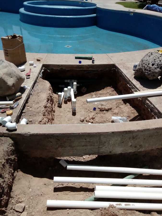 Habilitacion de registro a un costado de alberca para mtto