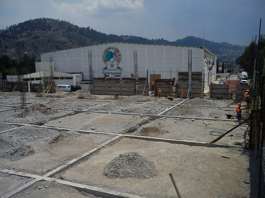 Inicio de obra negra