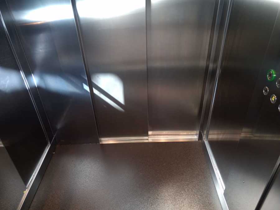 Instalación de ascensor MRL para 11 personas para 3 niveles