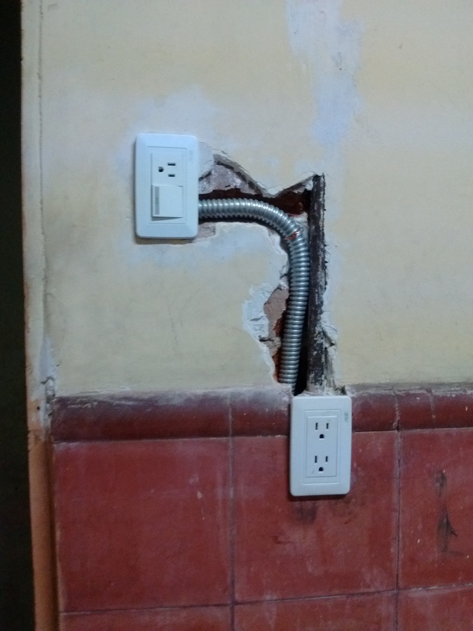 Instalación de contactos y apagador