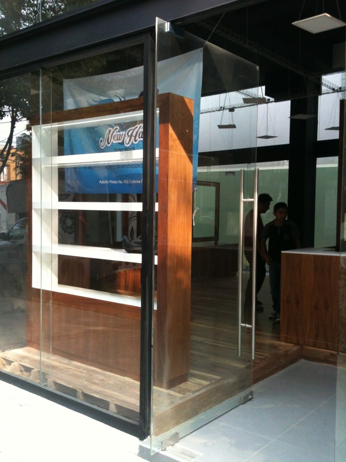 Instalación de mobiliario.
