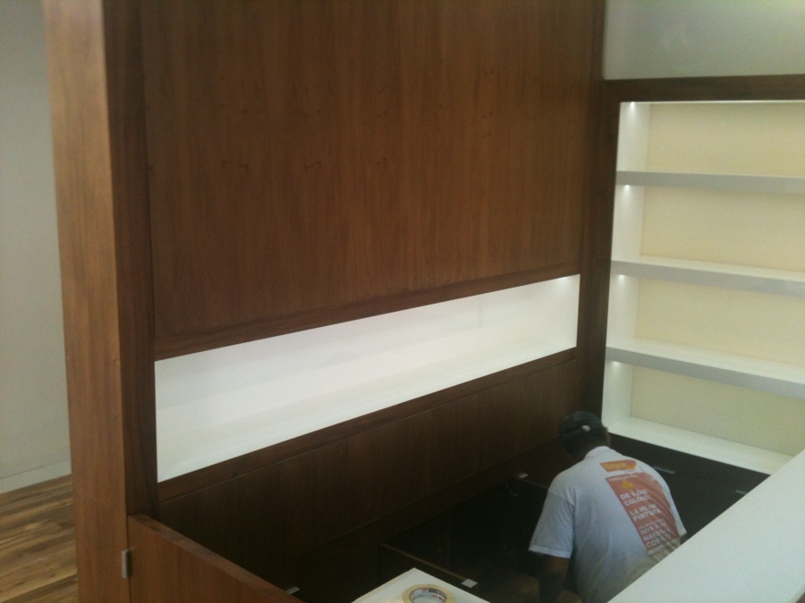 Instalación de mobiliario.