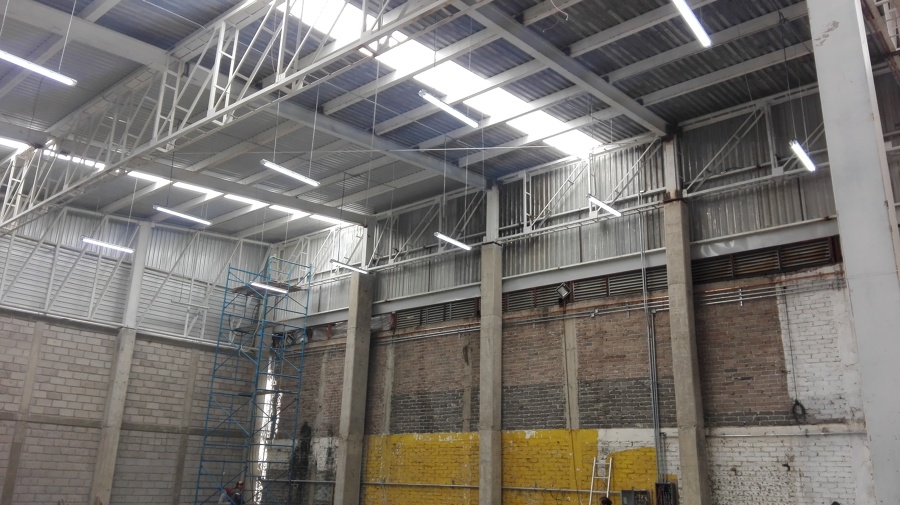INTERIOR BODEGA PETROWAX