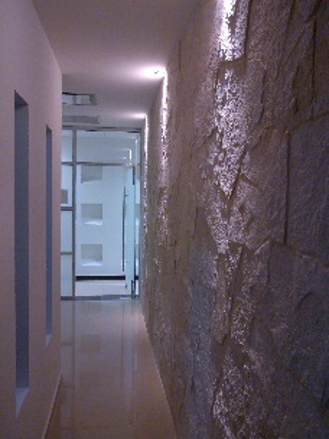 Interior, consultorio torre médica tec 100.