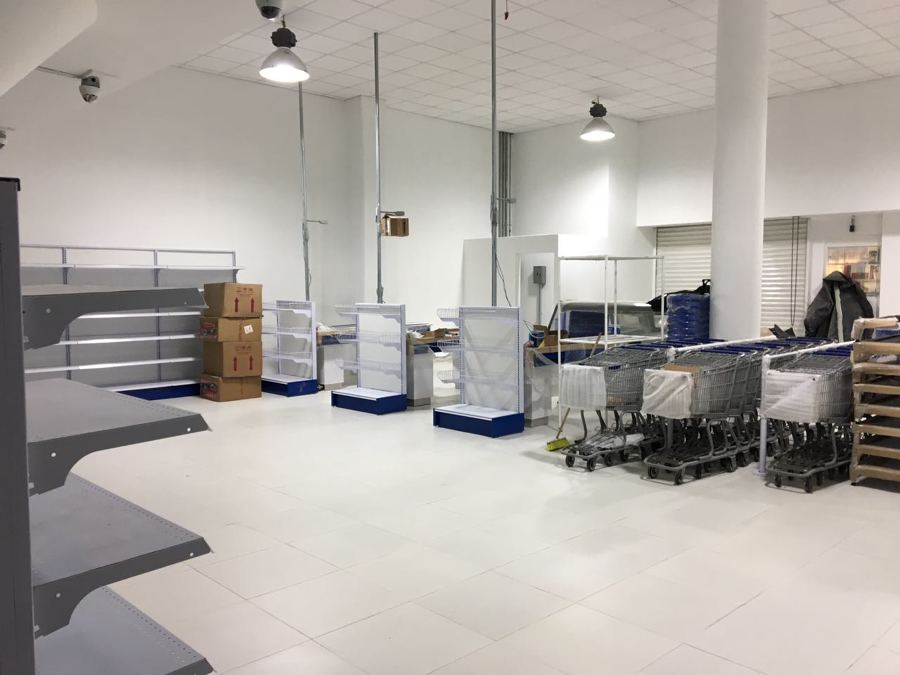 INTERIOR LOCAL COMERCIAL