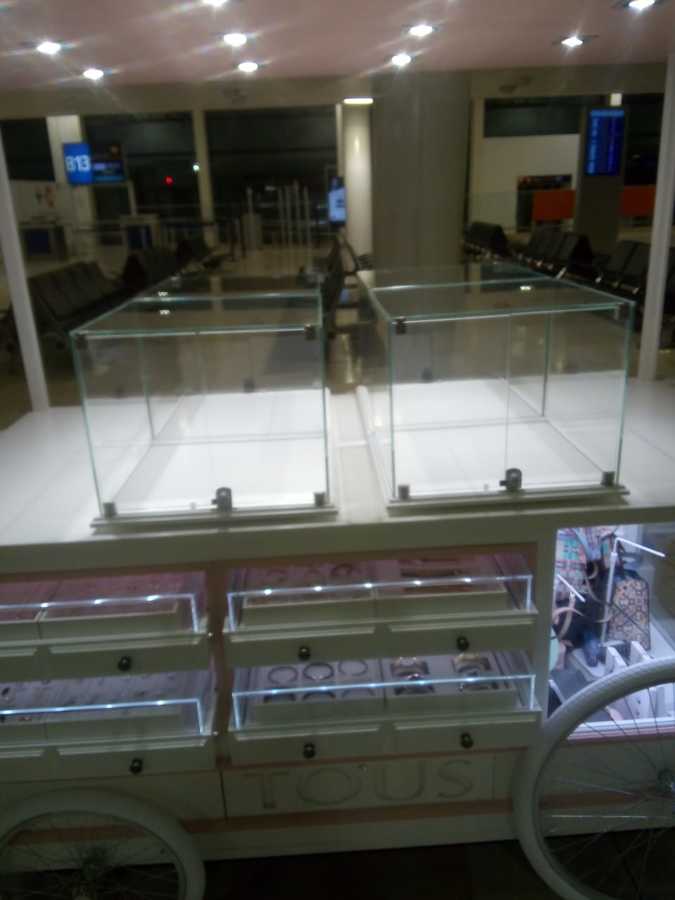 Isla Comercial