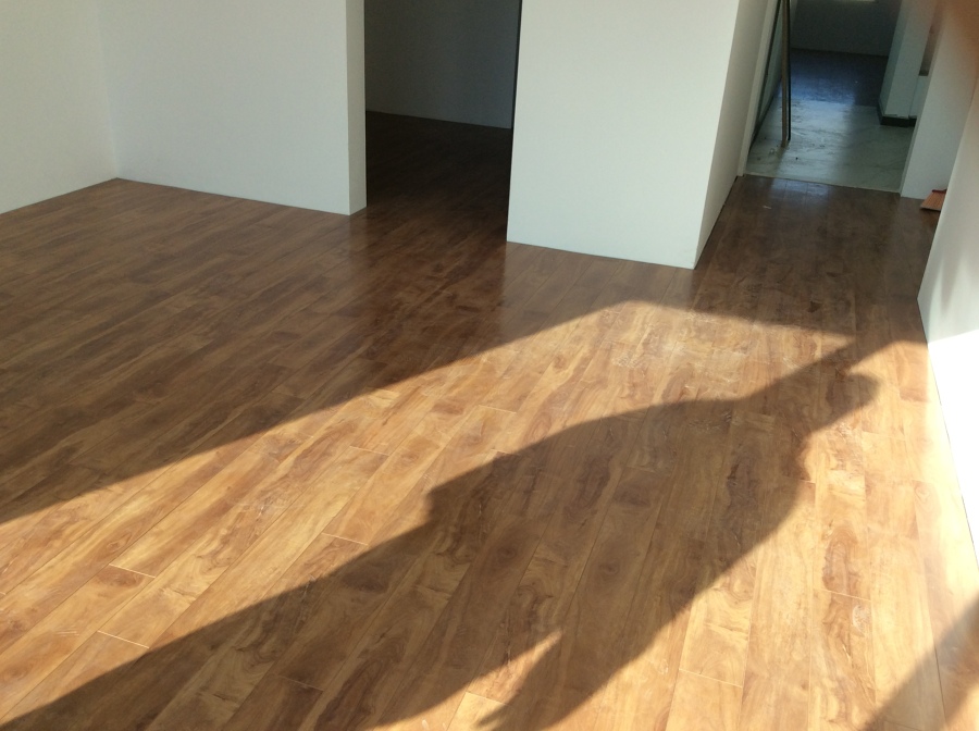 LAMINADO BISELADO ACABADO BRILLOSO