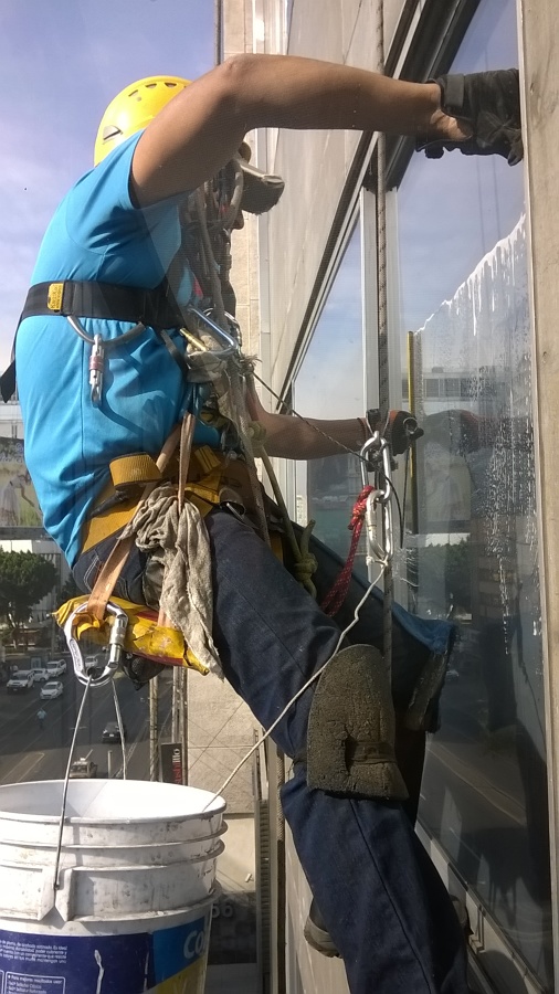 LAVADO DE VDRIOS EN ALTURA